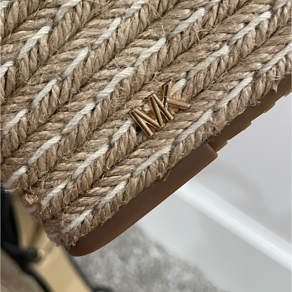 Michael Kors Kendrick wedge heels, size 9.5 - Picture 11 of 13